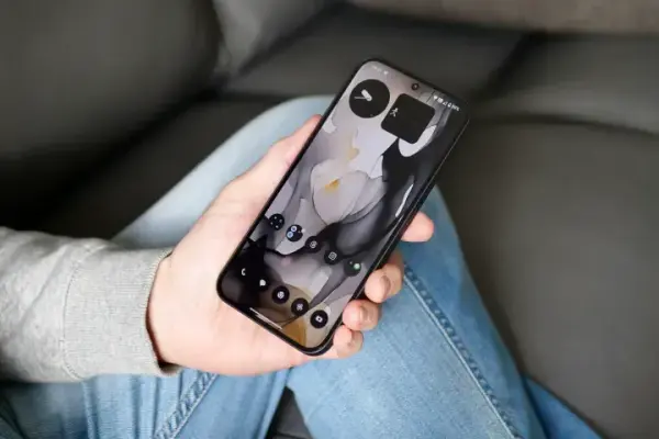 Nothing Phone 3: Đột phá thiết kế, trải nghiệm AI thông minh